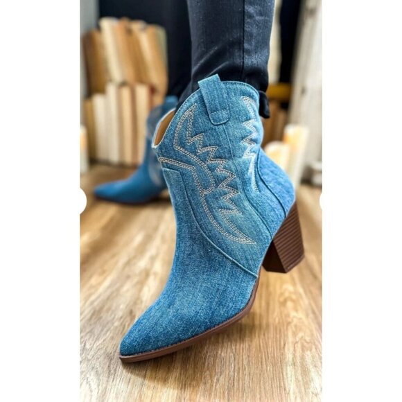 Bird & Co Shoes - QUPID / Zane-72 / Denim / Western Ankle / Boots With Embroidered / Design & Stac